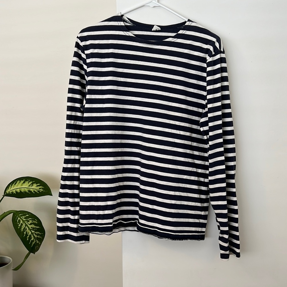 Cotton long sleeve marinier like shirt. Size M (mens). Navy and white stripe.